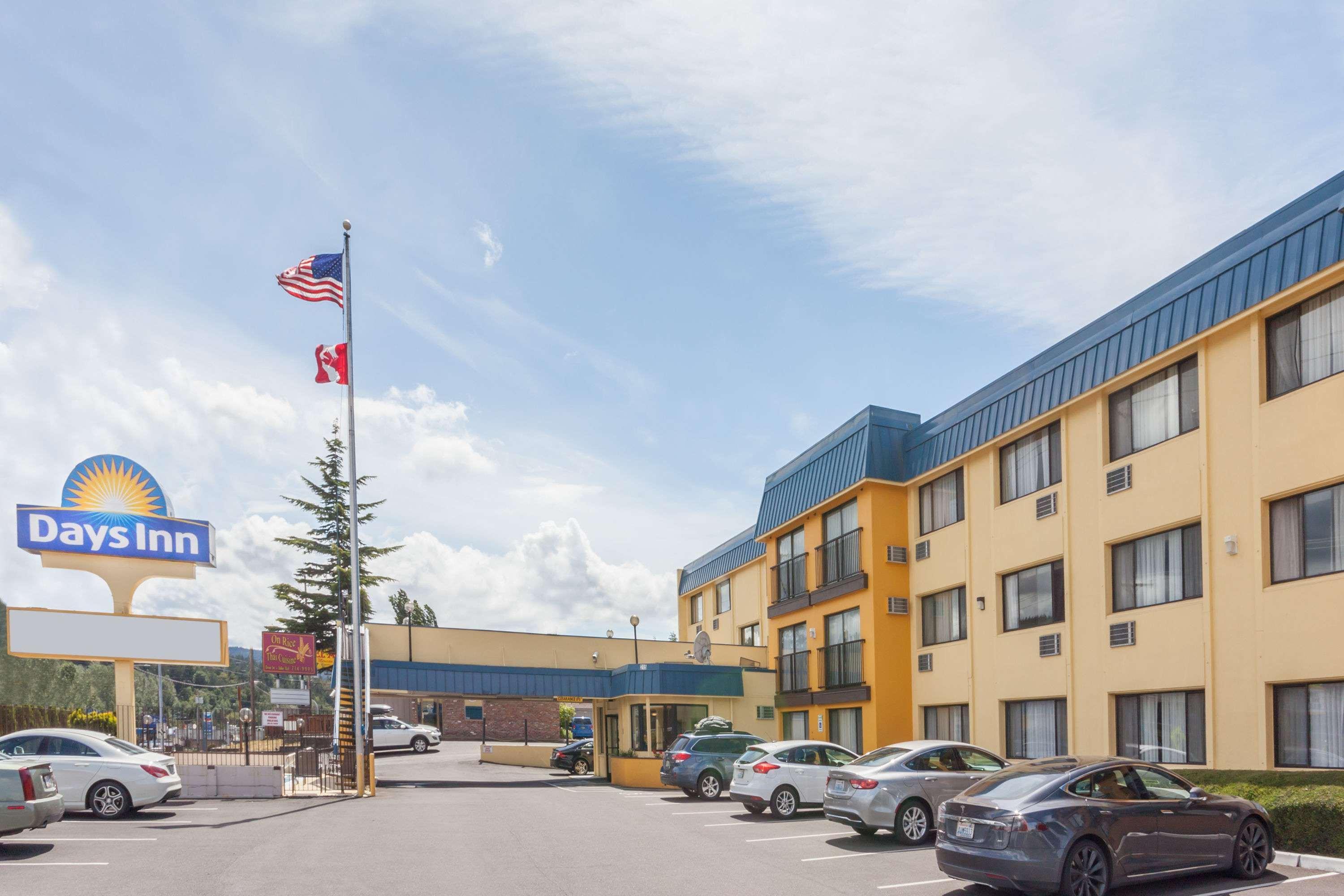 Days Inn By Wyndham Bellingham Wa Екстериор снимка