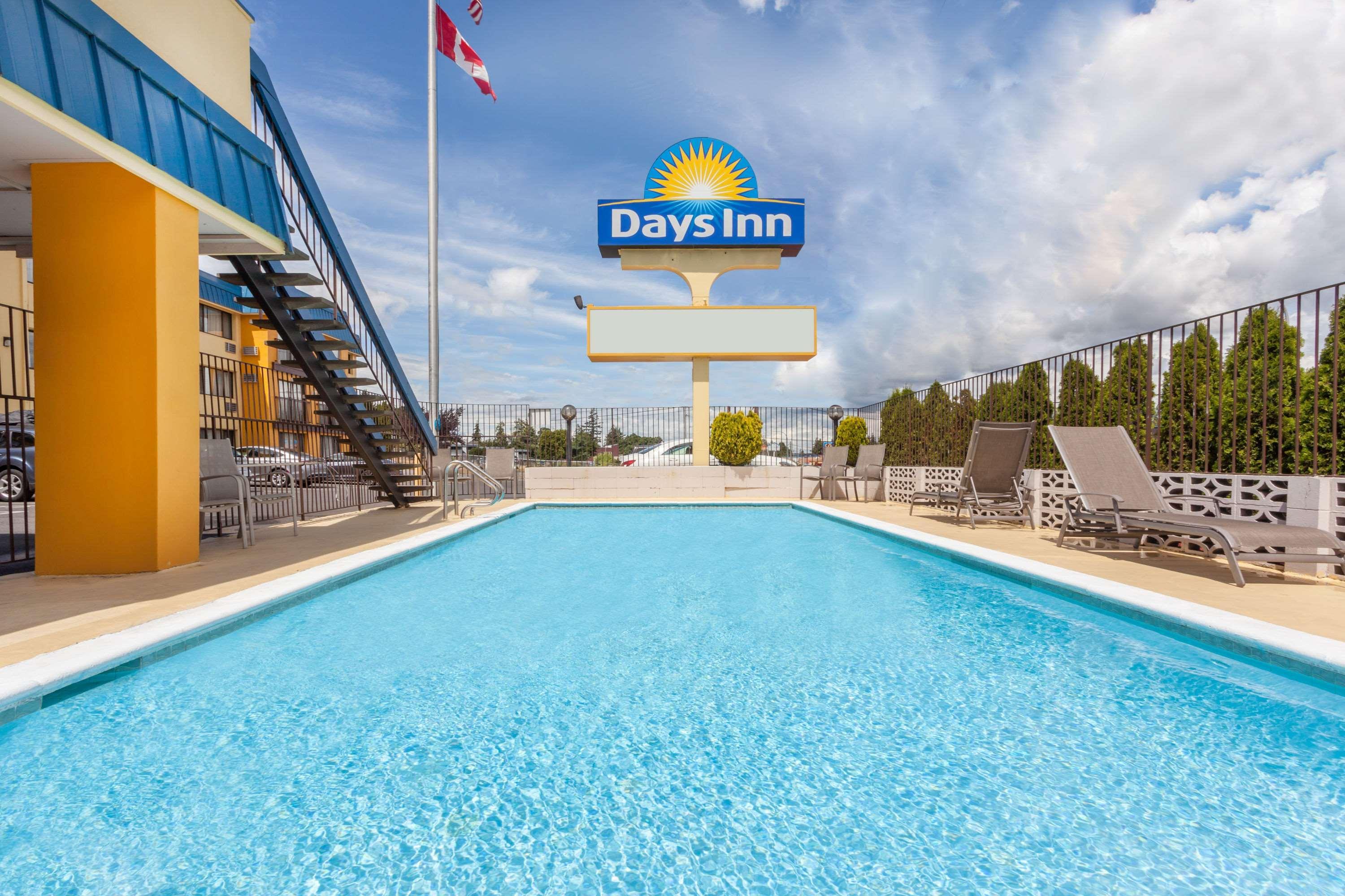 Days Inn By Wyndham Bellingham Wa Екстериор снимка